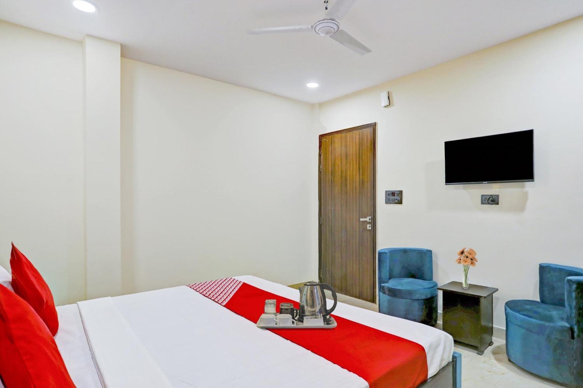 Hotel O Royal Lotus Stay Near Ip Extension Metro Station Neu-Delhi Exterior foto